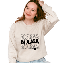 Load image into Gallery viewer, hearts mama crewneck
